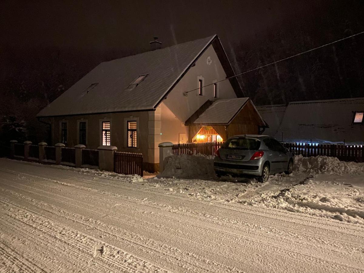 Chalupa U Berusek Oskava Buitenkant foto